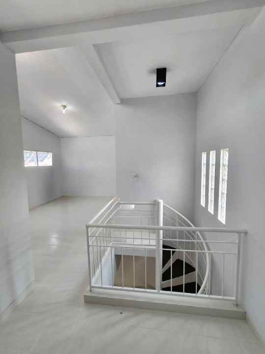 dijual rumah bendul merisi