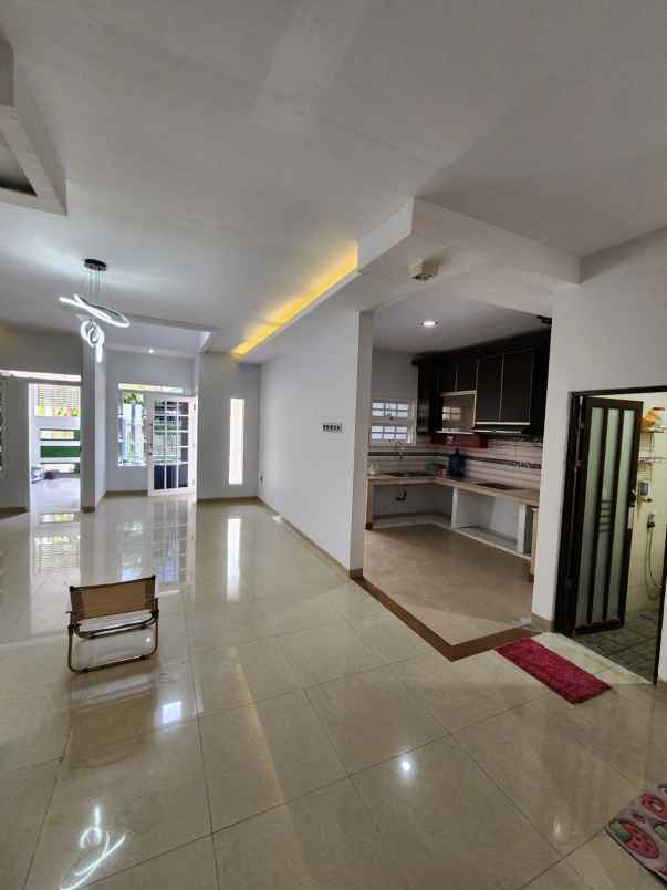 dijual rumah bendul merisi
