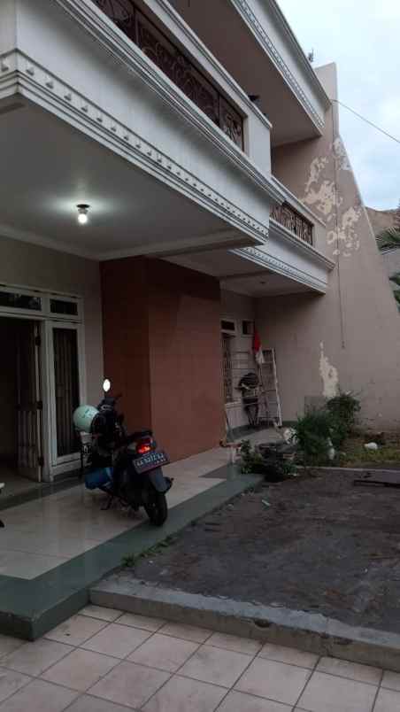 dijual rumah bendul merisi