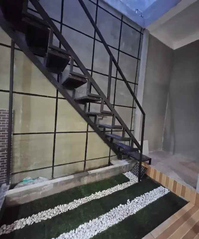 dijual rumah bintaro sektor 5