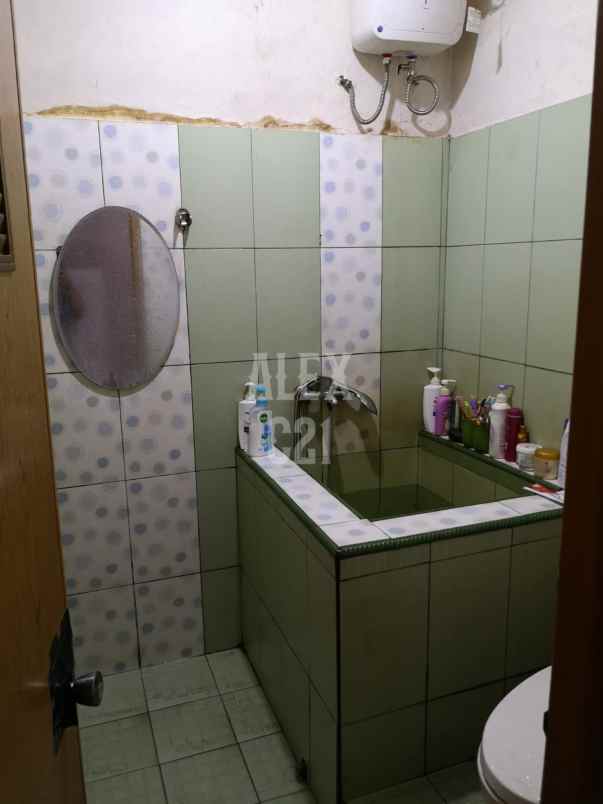 dijual rumah blok a kebayoran baru