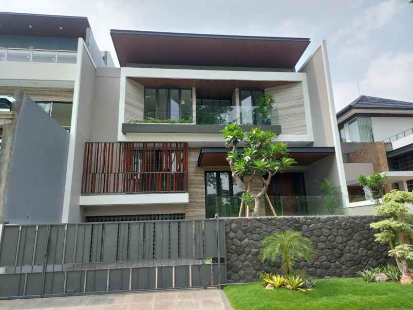 dijual rumah bukit golf international