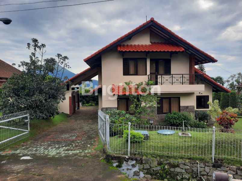 dijual rumah bukit trawas