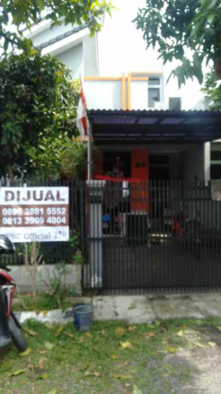 dijual rumah bumi sariwangi kel