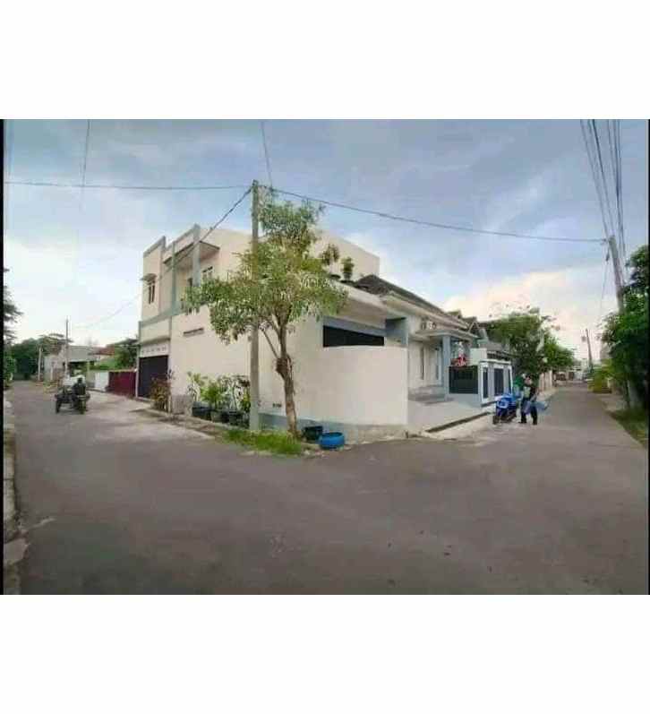 dijual rumah cakrawala