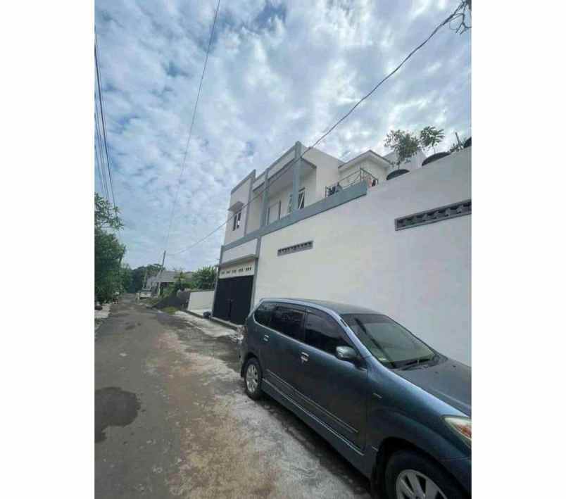 dijual rumah cakrawala