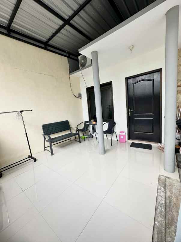 dijual rumah cantik di perumahan tasikmadu kota malang