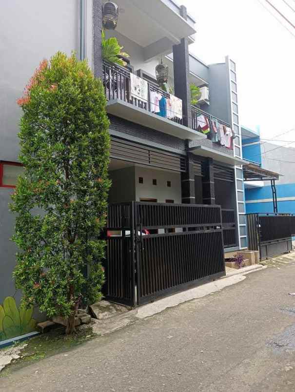 dijual rumah celepuk