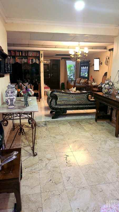 dijual rumah cempaka putih barat