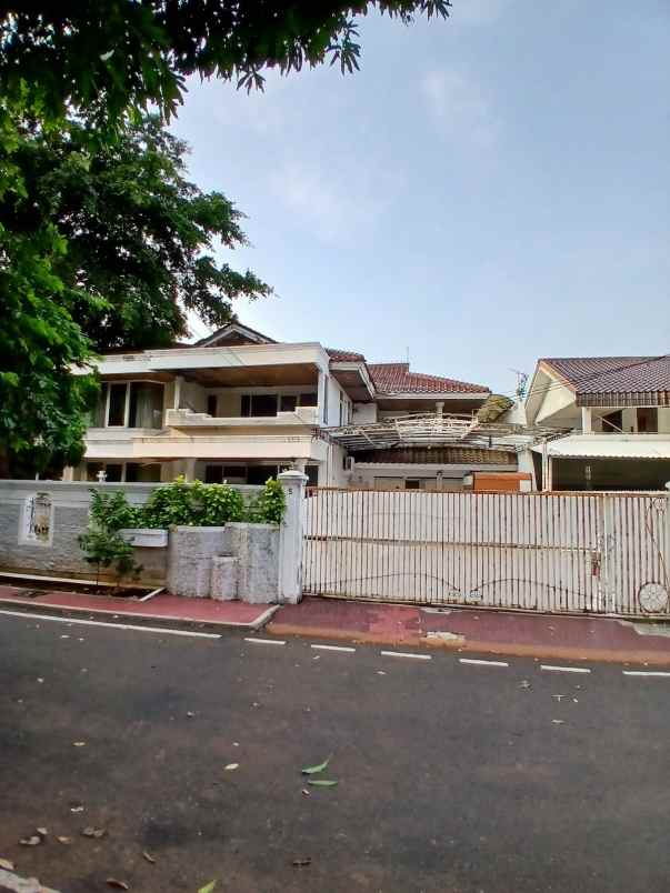 dijual rumah cempaka putih tengah