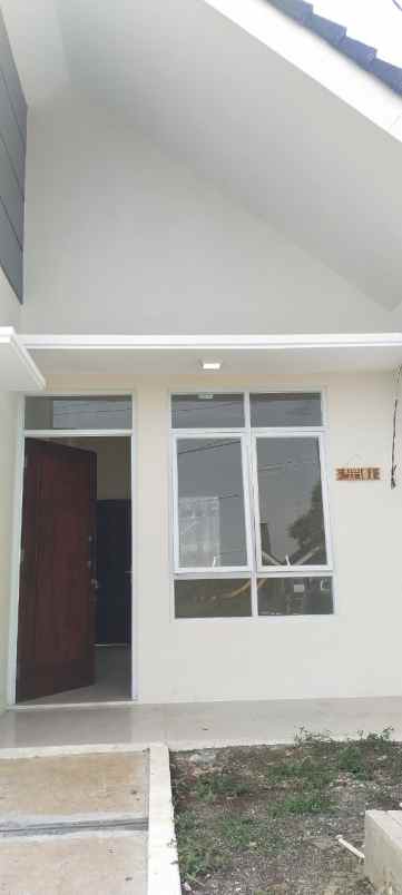 dijual rumah ciherang