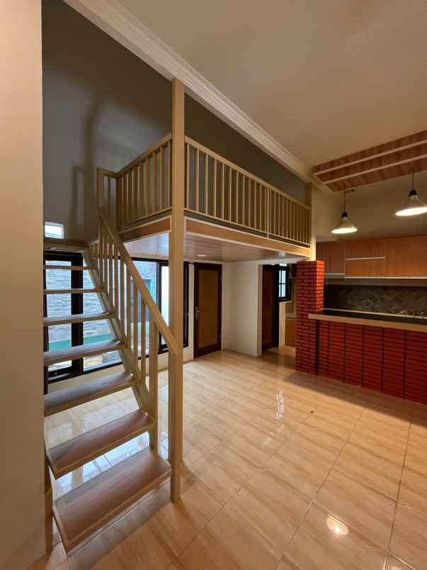 dijual rumah cijagra situsari buahbatu