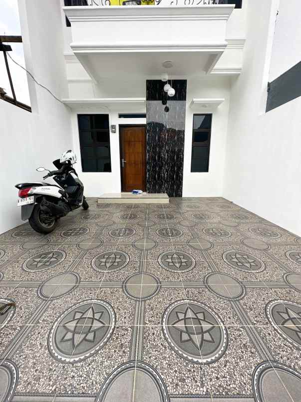 dijual rumah cijantung