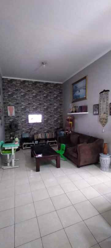 dijual rumah cikeas