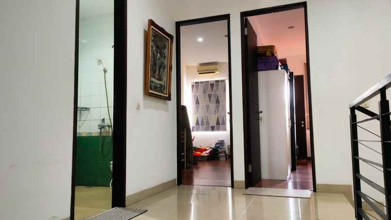 dijual rumah cilandak barat kec