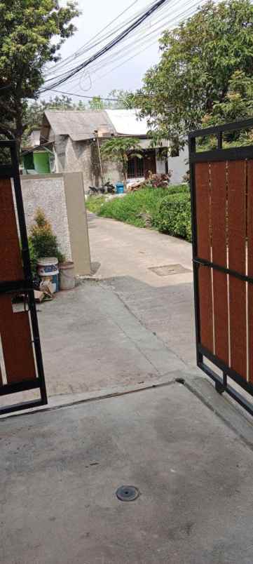 dijual rumah cilangkap