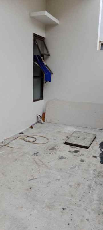 dijual rumah cilangkap