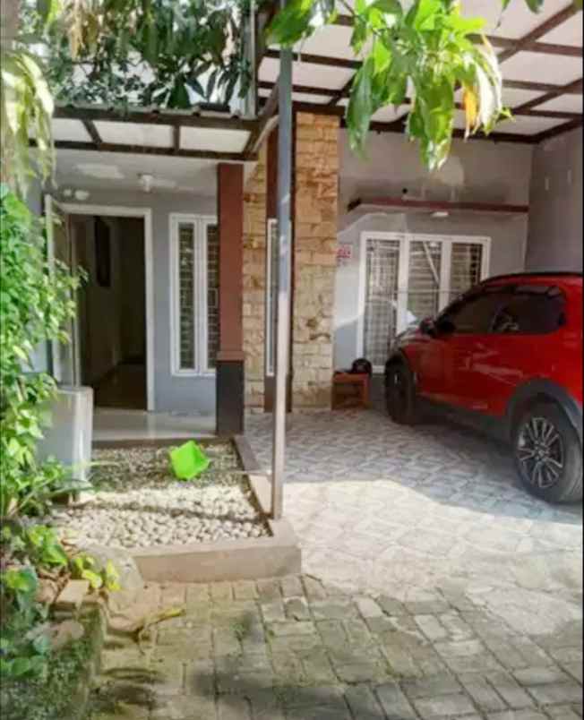 dijual rumah cilangkap cipayung jaktim