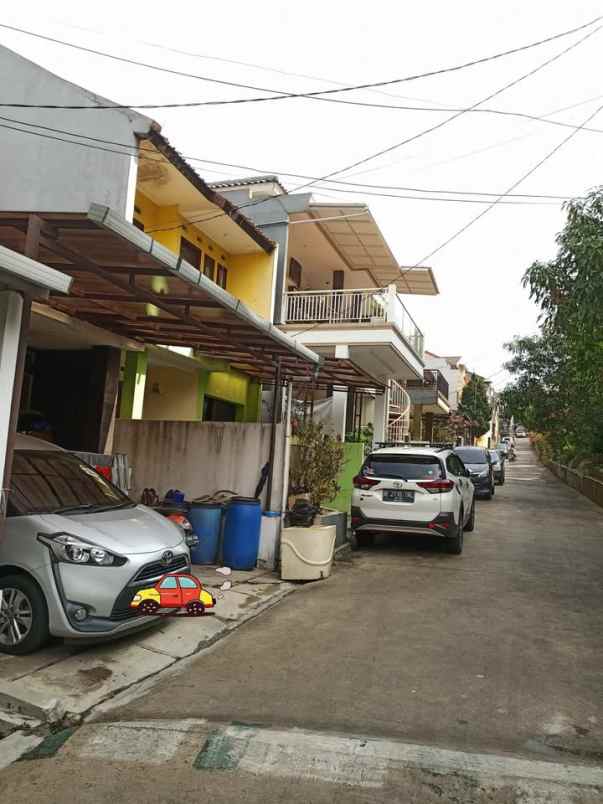 dijual rumah cipageran