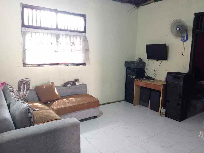 dijual rumah cipete tangerang kota