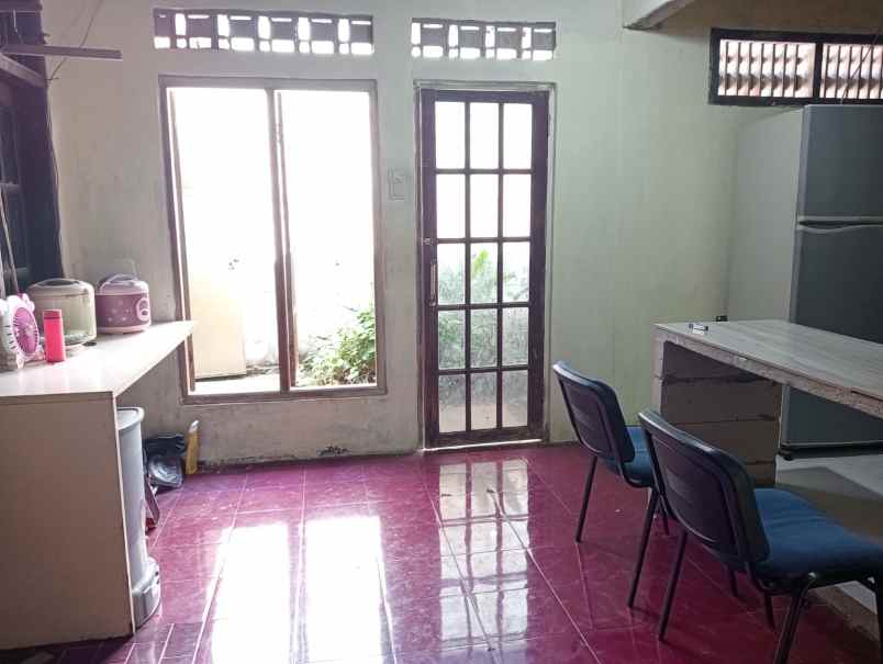 dijual rumah cipete tangerang kota