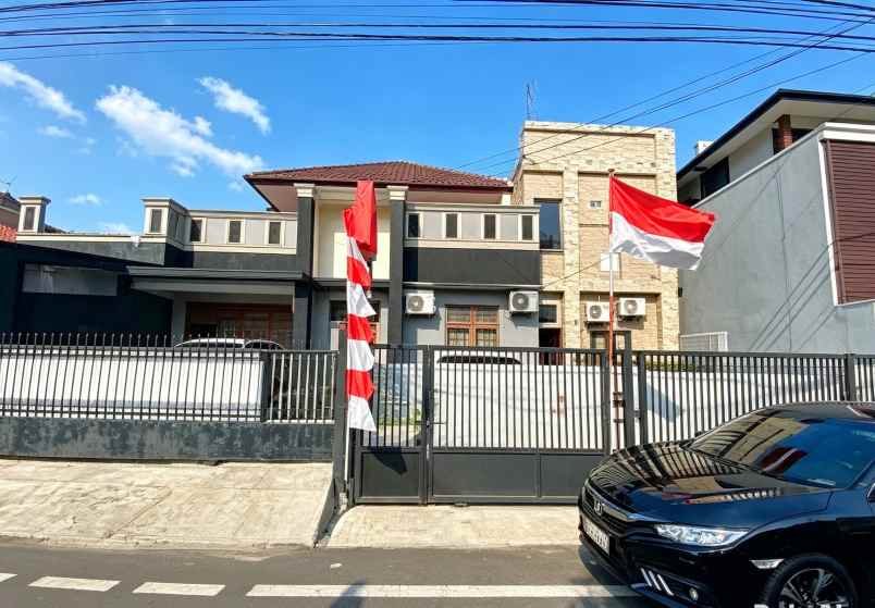 dijual rumah cipinang melayu
