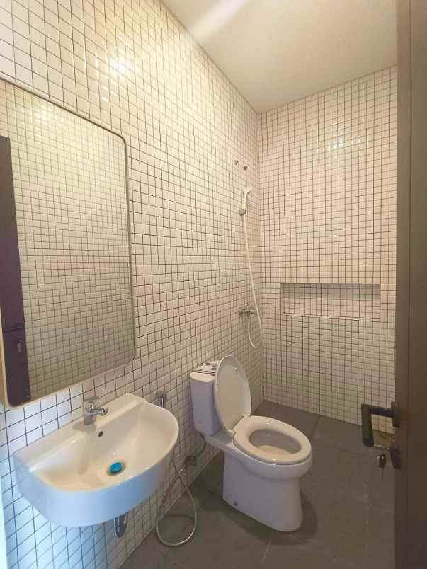 dijual rumah cipinang muara