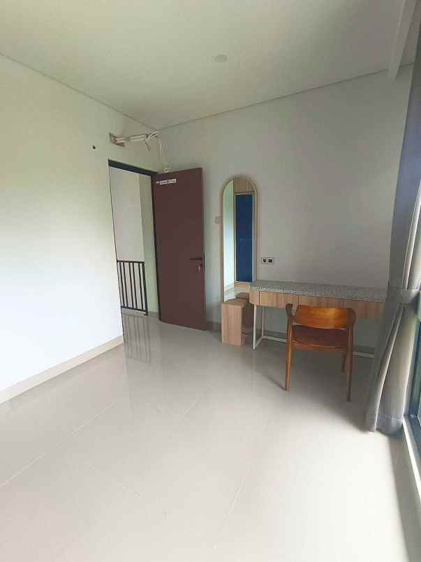 dijual rumah cipinang muara