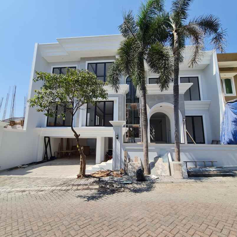 dijual rumah citraland international