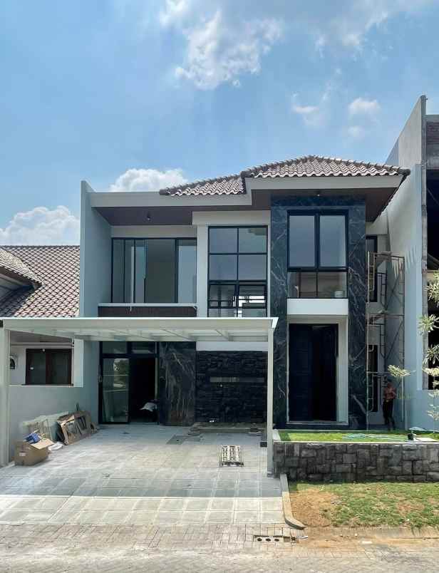 dijual rumah citraland royal park