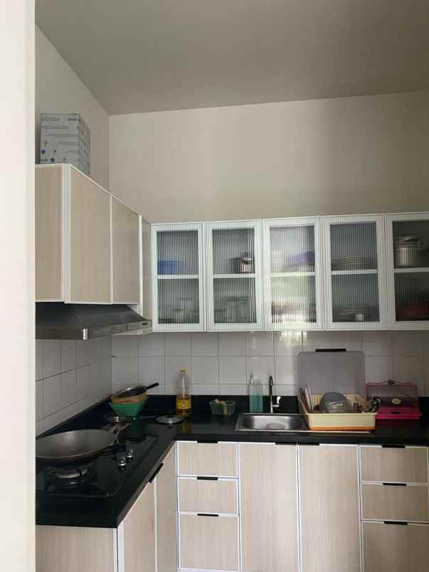 dijual rumah citraland surabaya barat