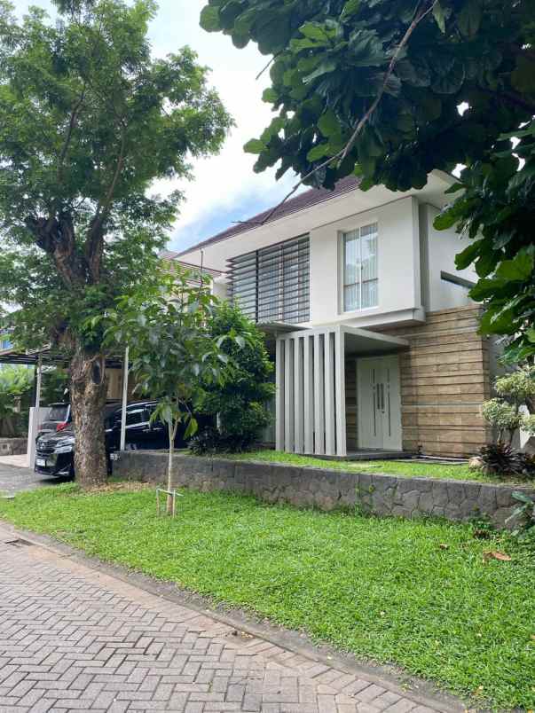 dijual rumah citraland surabaya barat