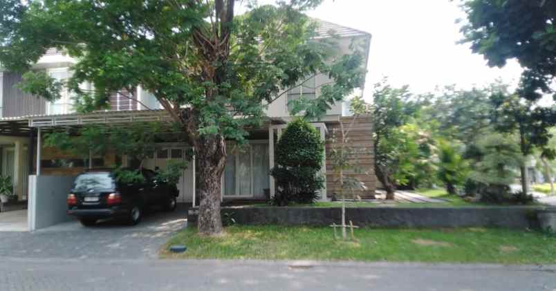 dijual rumah citraland surabaya barat