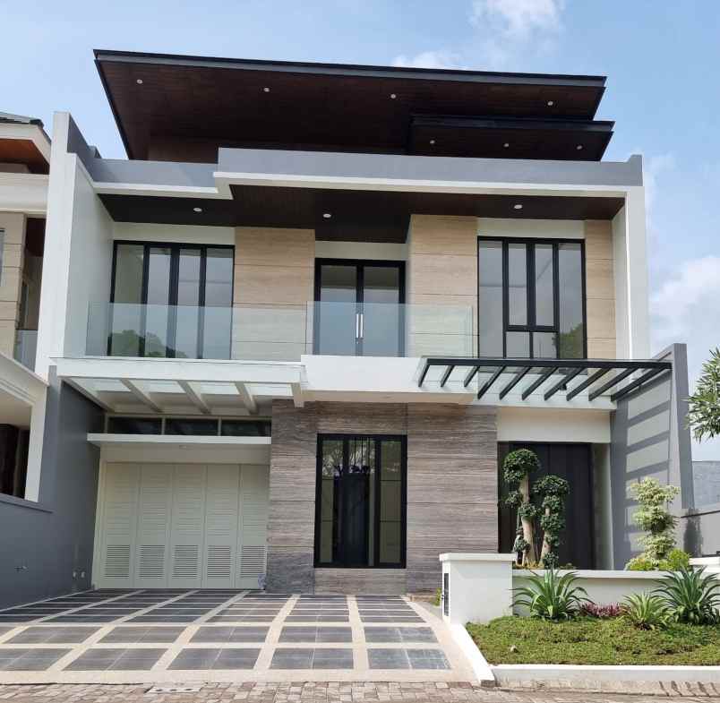 dijual rumah citraland villa taman telaga