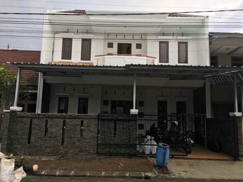 dijual rumah cluster batununggal mulia