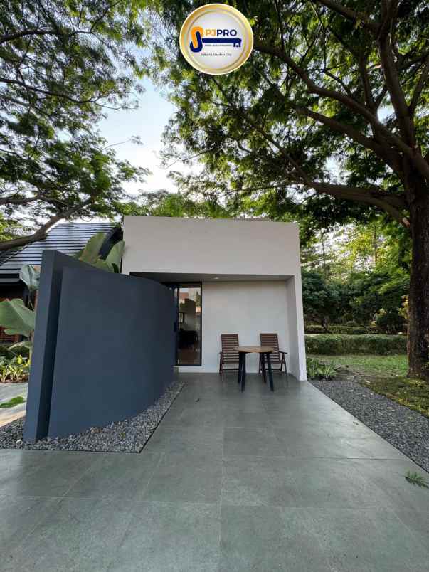 dijual rumah cluster paris mutiara gading city