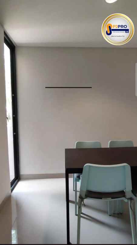 dijual rumah cluster paris mutiara gading city