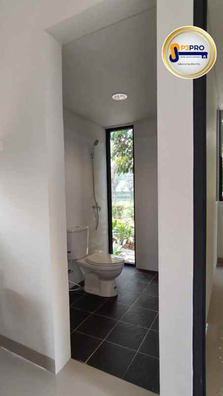 dijual rumah cluster paris mutiara gading city