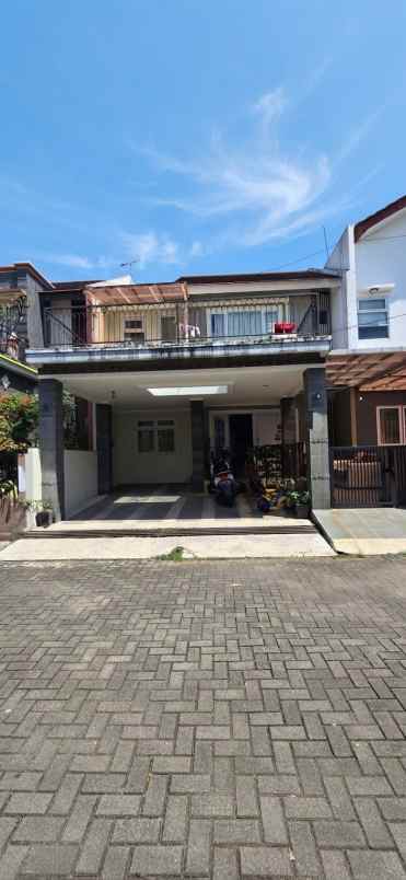 dijual rumah cluster sweet antapani