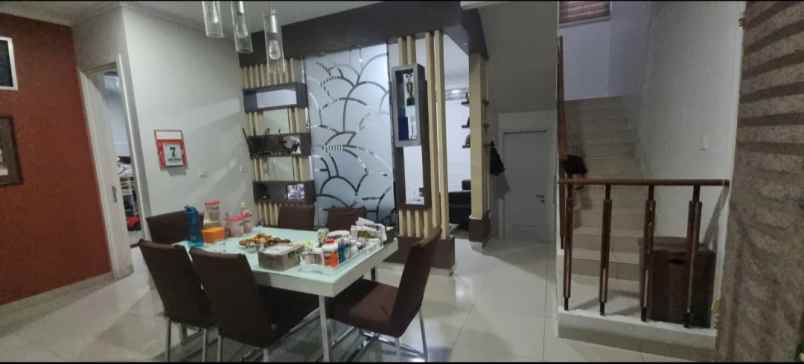 dijual rumah cluster vernonia