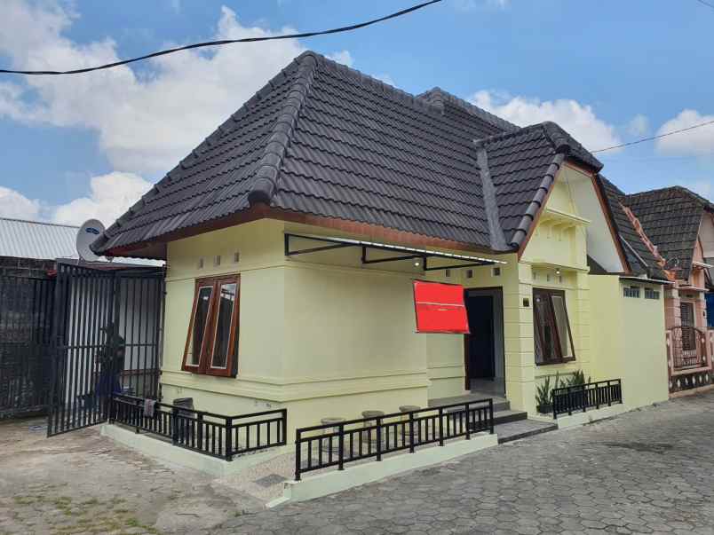 dijual rumah condongcatur kec depok