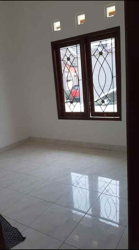 dijual rumah condongcatur kec depok