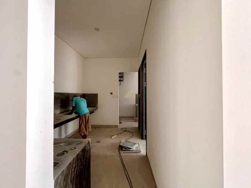 dijual rumah condongcatur kec depok