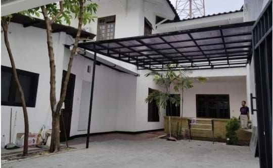 dijual rumah darmo permai selatan