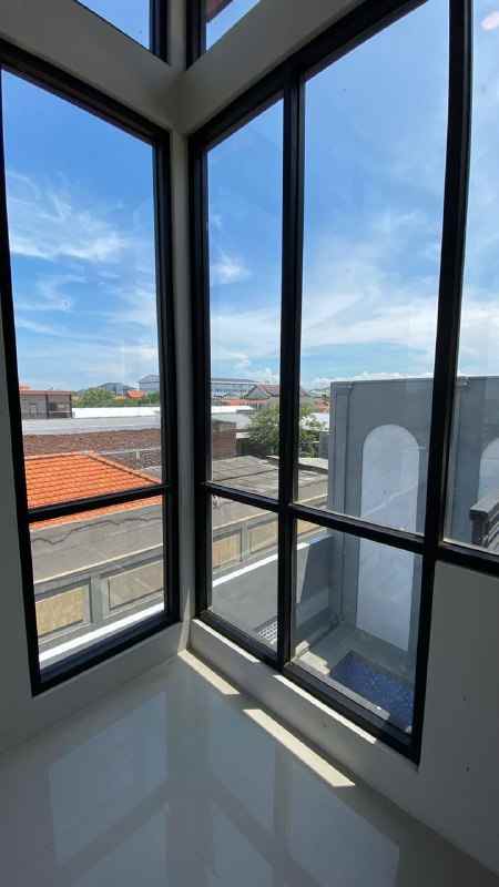 dijual rumah delta mandala