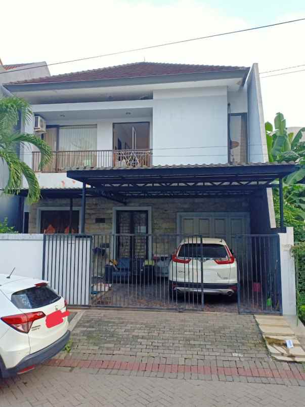 dijual rumah dharmahusada mas