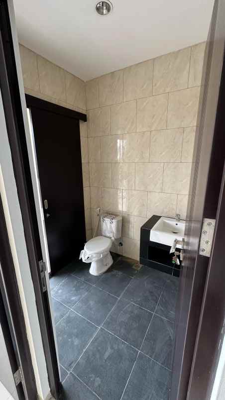 dijual rumah di cluster golden cikeas cibubur