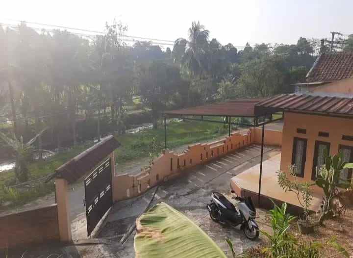 dijual rumah di desa pangradin jasinga bogor