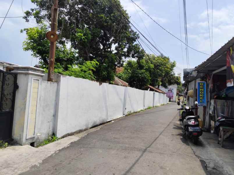 dijual rumah di jalan jawa