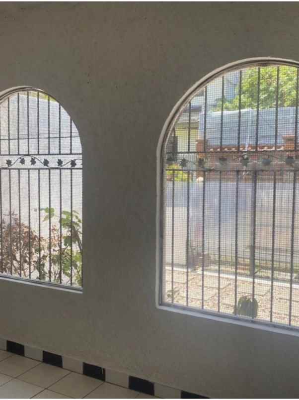 dijual rumah di lebak bulus jakarta selatan